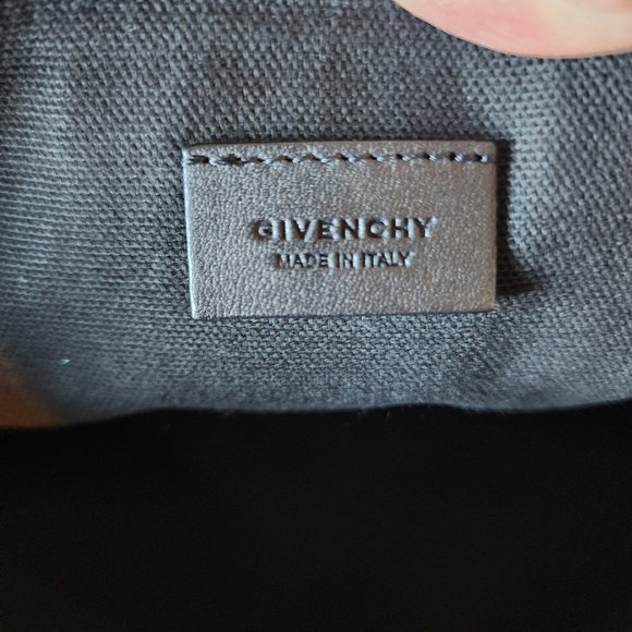 Givenchy Clutch "EUC" - Picture 4 of 16